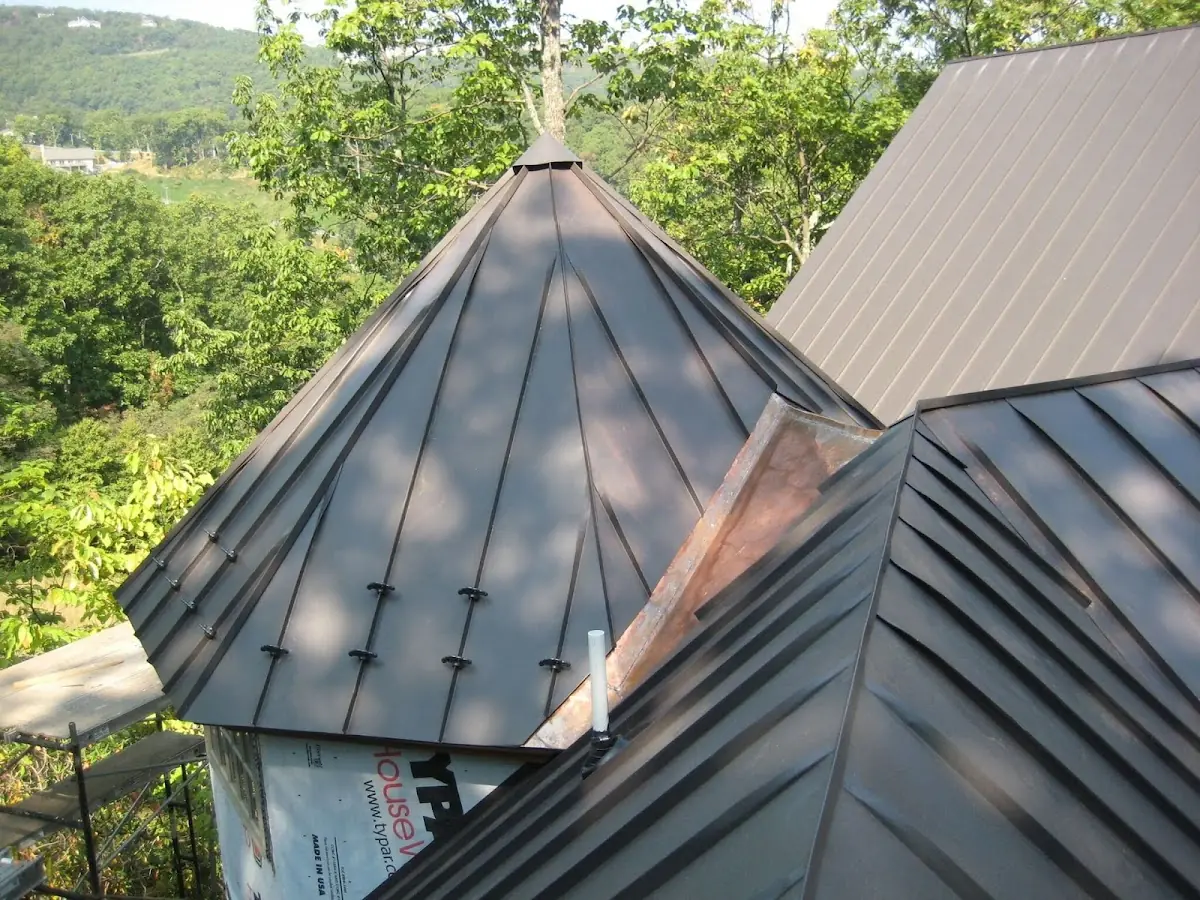 Professional Roof Tarp Installation by Craftsman Roofing in Narberth